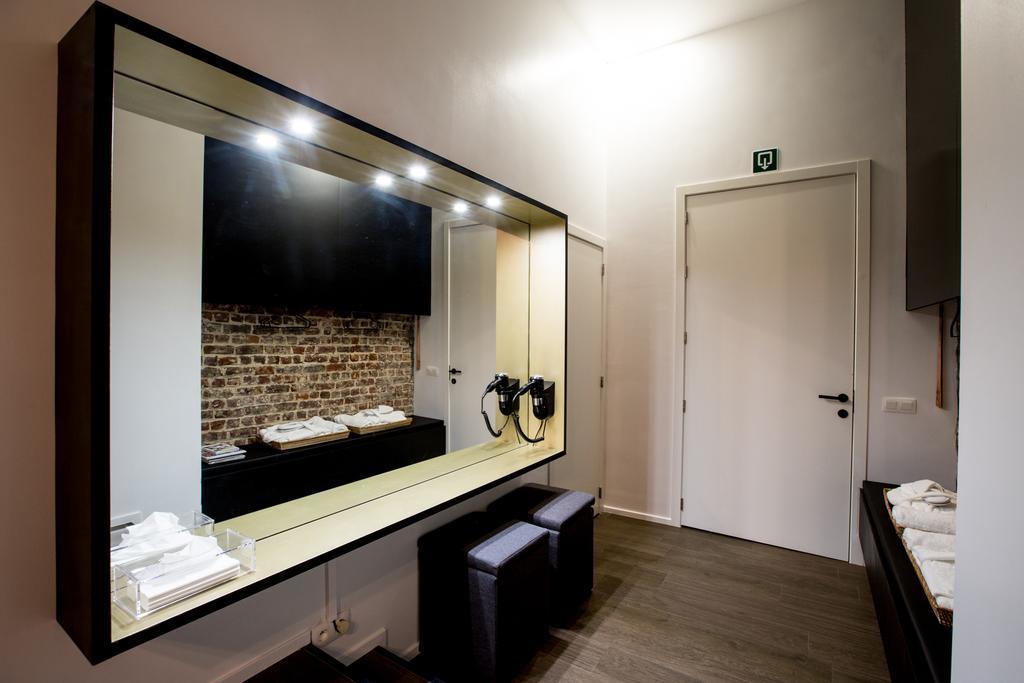 Chambre Avec Jacuzzi Sauna Privatif Брюссель Екстер'єр фото